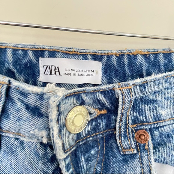 ZARA Blue High Rise Distressed Mom Jeans - Picture 3 of 8